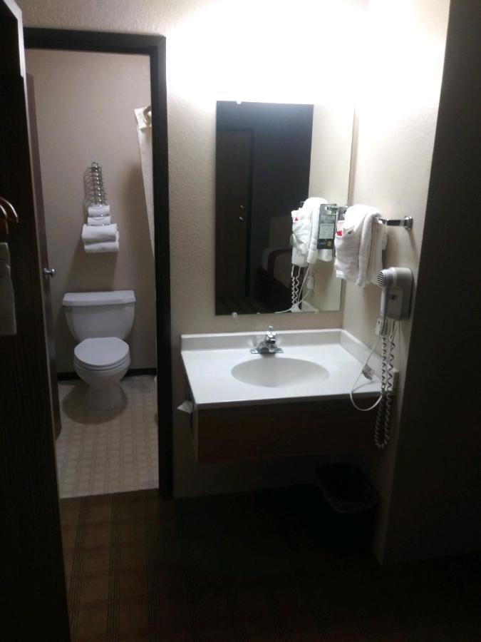 Super 8 By Wyndham Albuquerque West/Coors Blvd Hotel Екстериор снимка